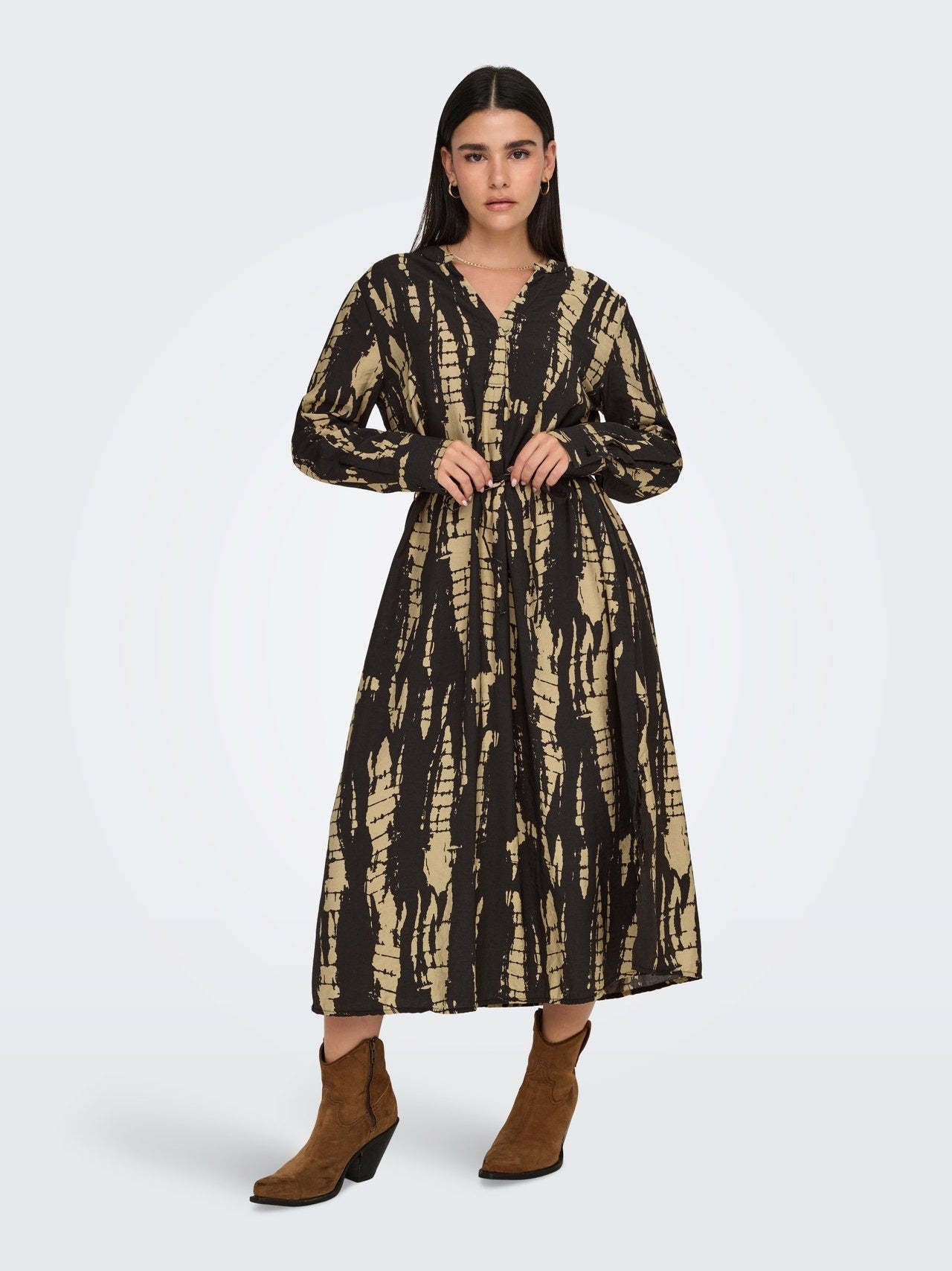 Lorina Maxi Dress