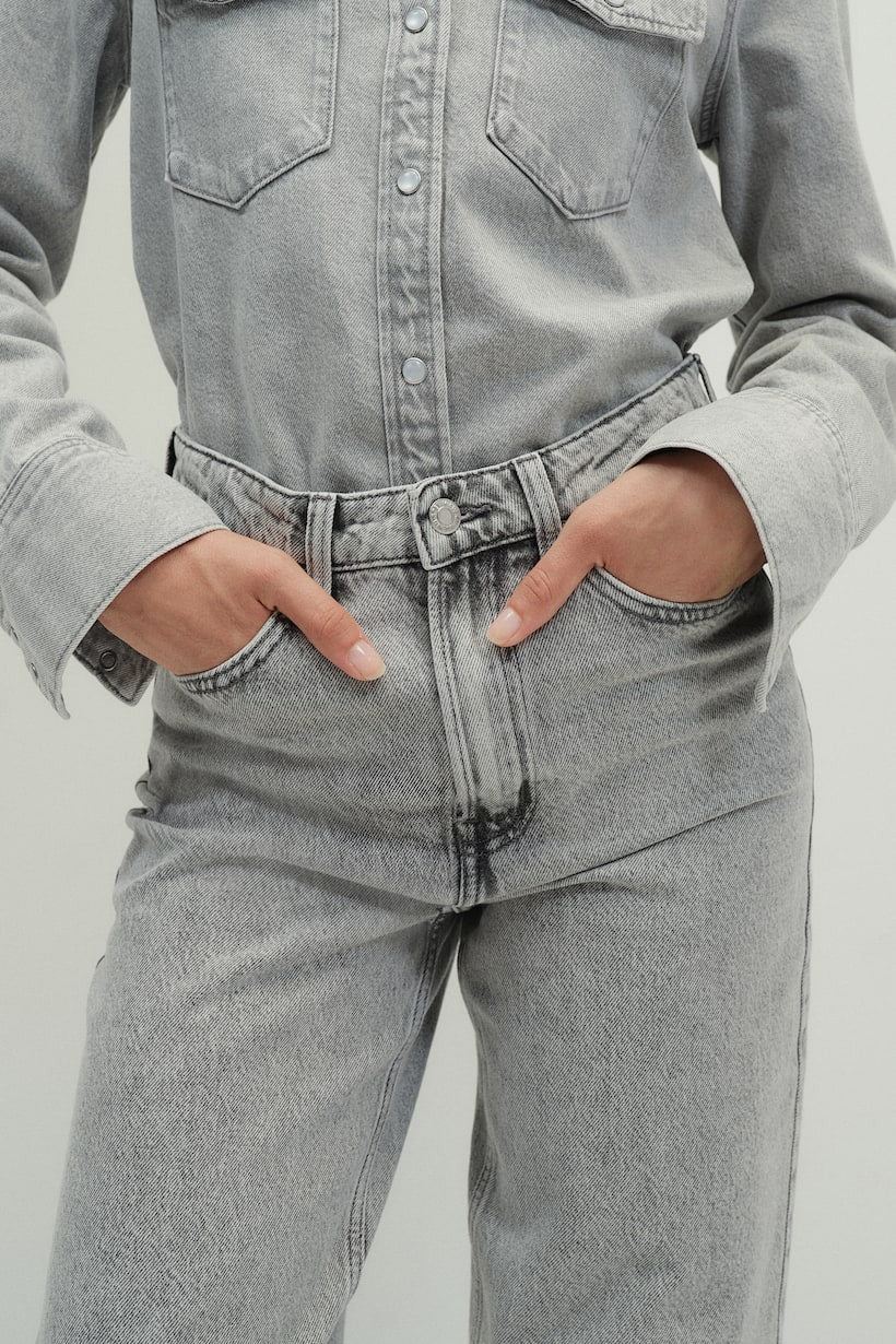 Wide Ultra Jeans